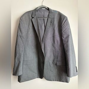 Men’s grey sport coat